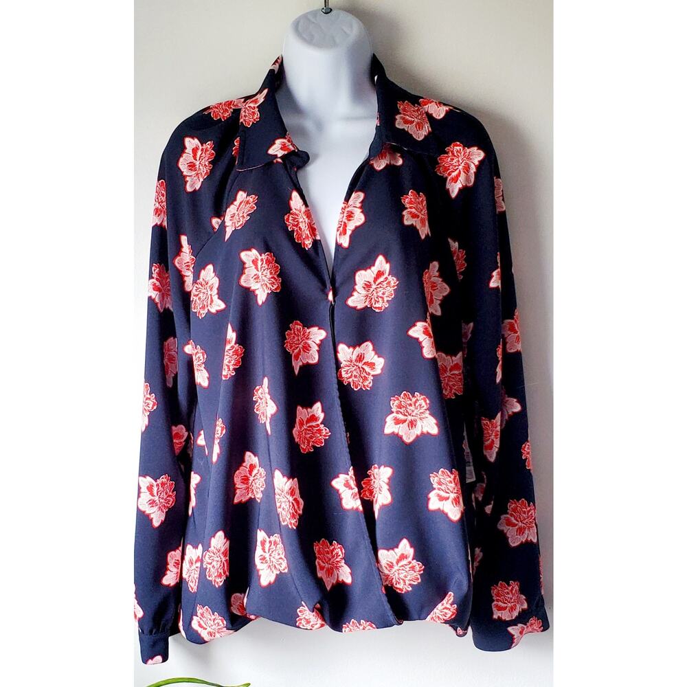 😺 Chelsea Womens Navy Blue Floral Blouse Size Large Feminine Boho Professional